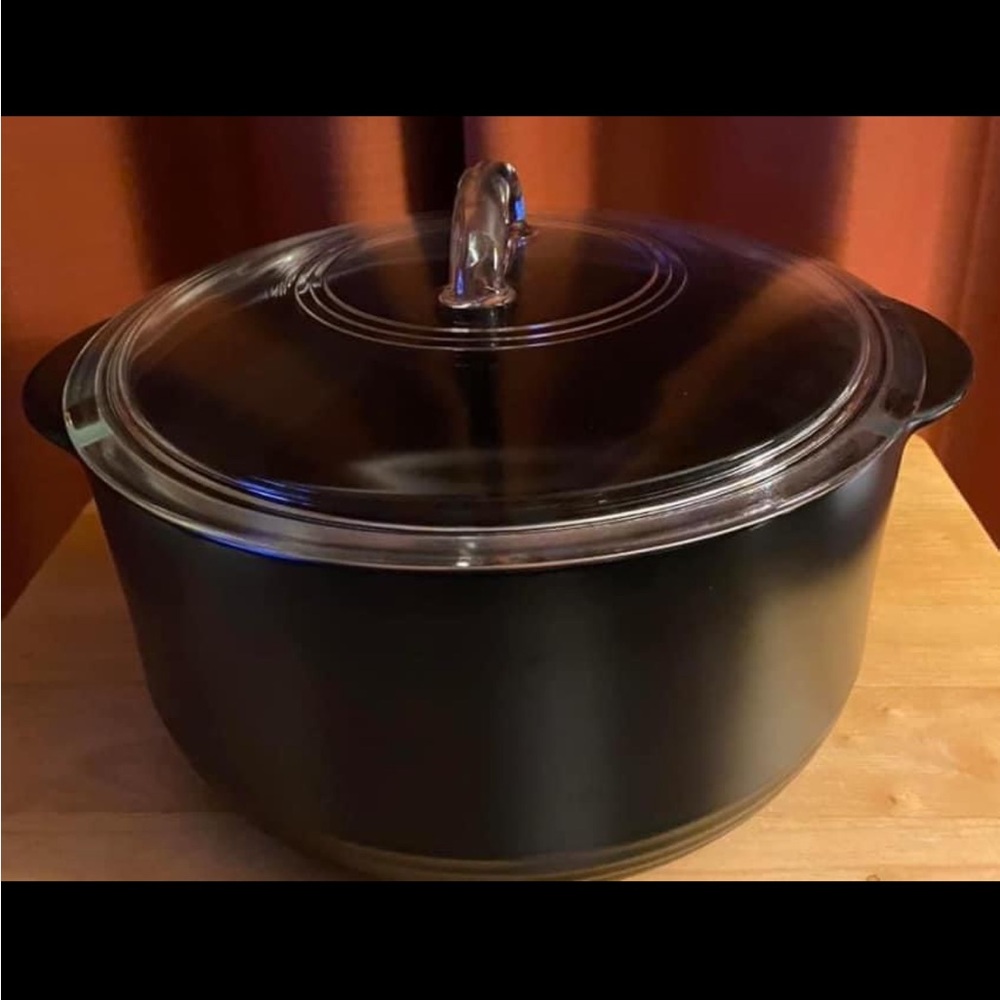 Pampered chef dutch oven
